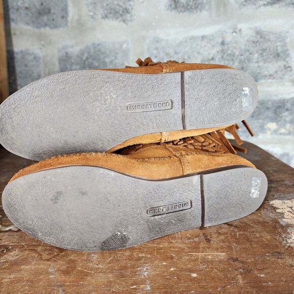 MINNETONKA sz 7 brown suede 3 layer fringe boots - Picture 6 of 7